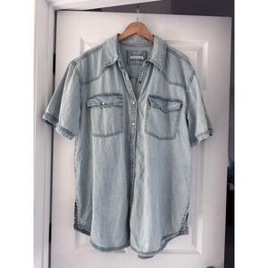 We The Free Light Wash Denim Short Sleeve Button-Up